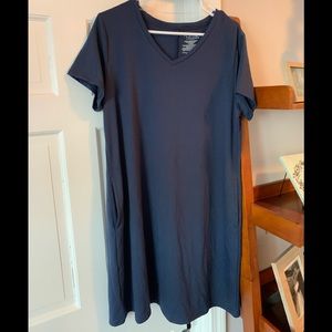 Women’s T-shirt dress with pockets